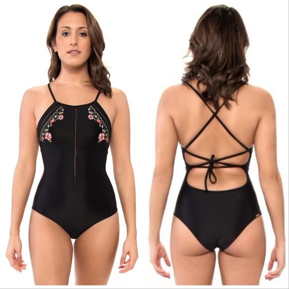 Body Glove Other - New Body Glove Womens Espangola Millie One-Piece Swimsuit s small black floral